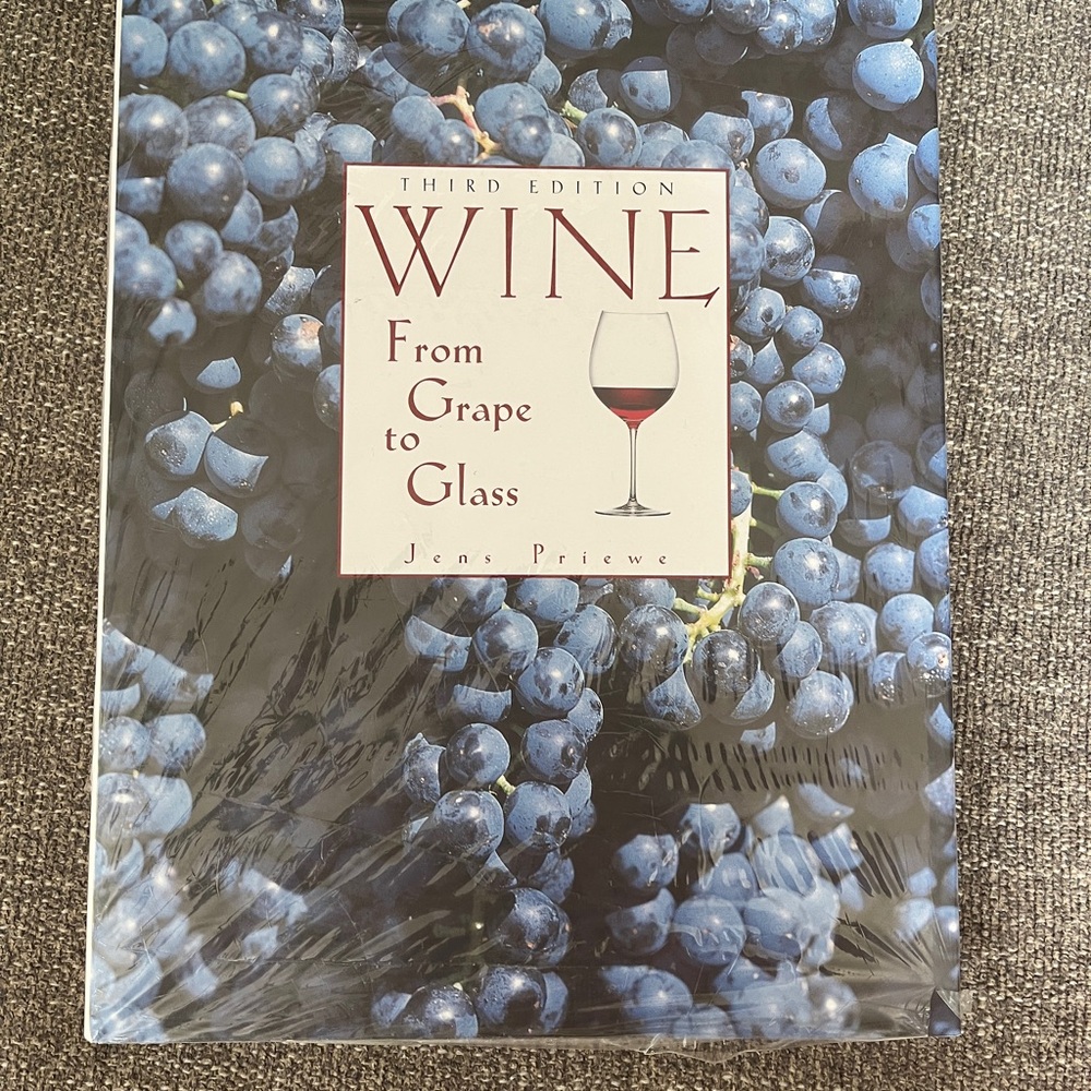 Wine From Grape to Glass 📖